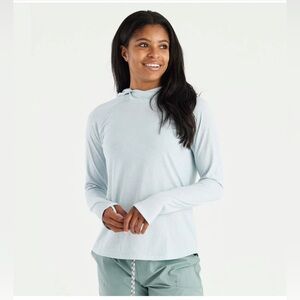 Free Fly Women’s Elevated Hoodie in Heather Tide Pool